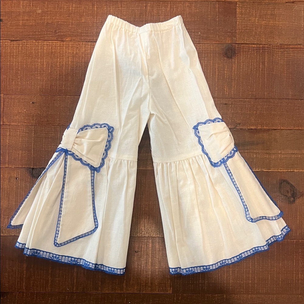 Two Piece Ruffle Outfit - Picture 3 of 5